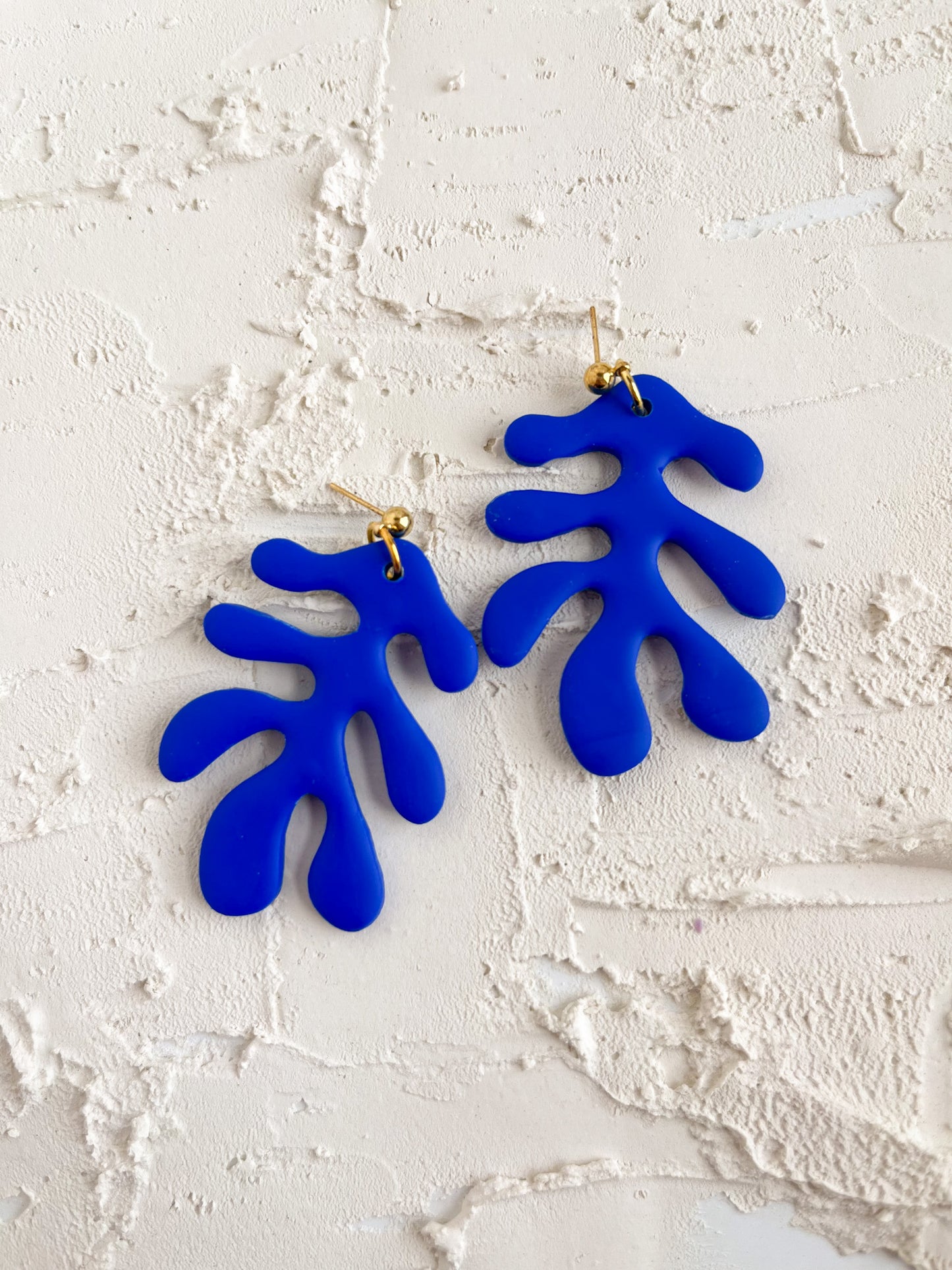 Holly Cobalt