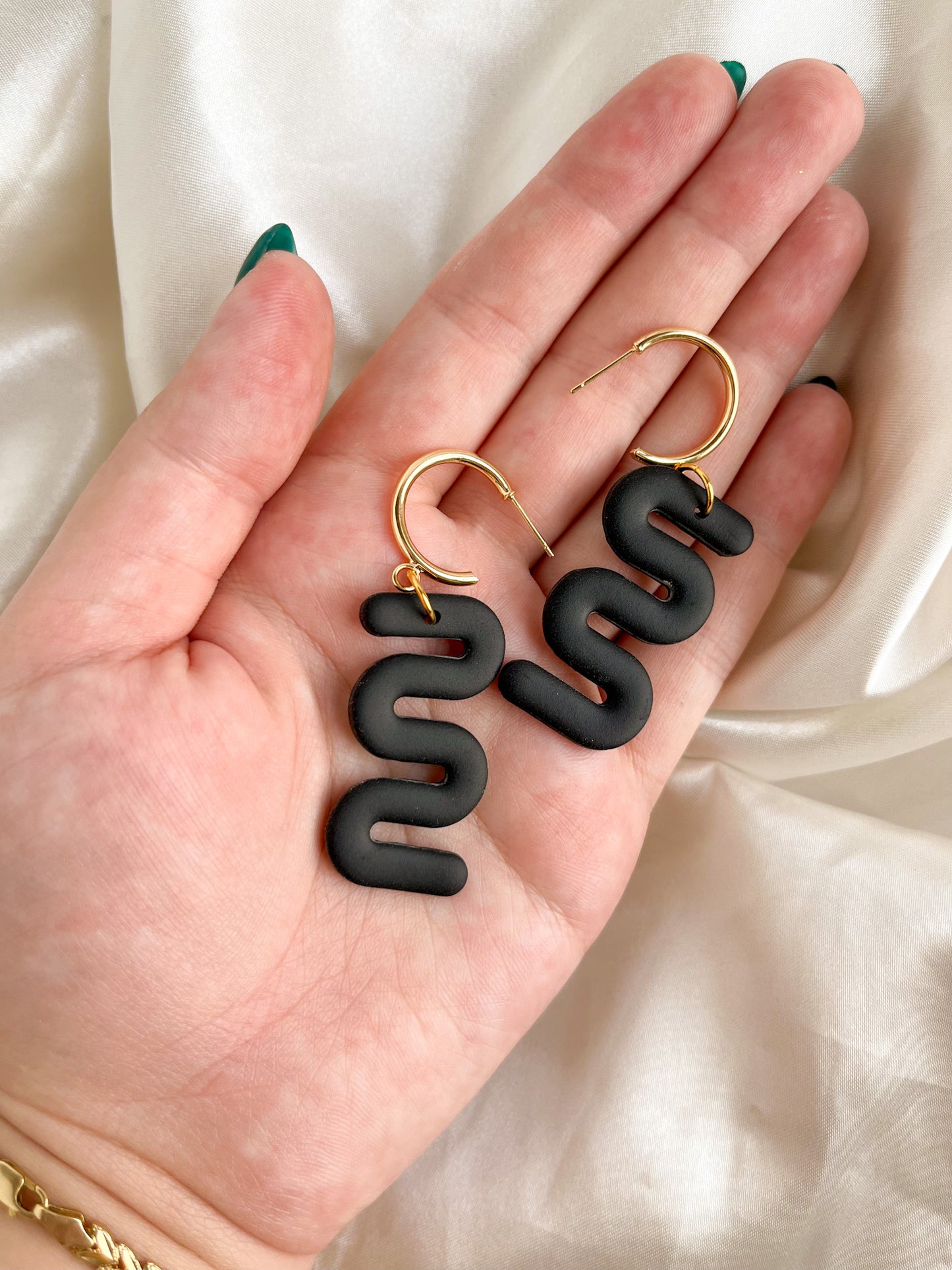 Squiggles Onyx