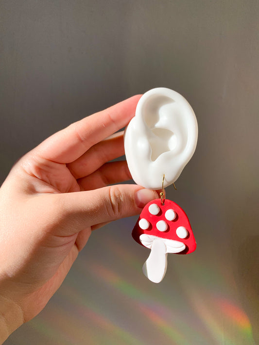 Mushrooms Crimson and White